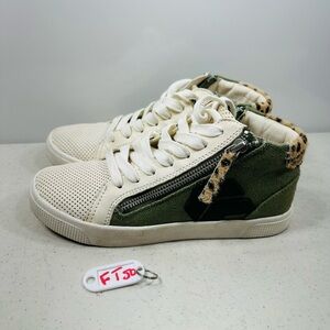 Dolce Vita Zonya High
Top Sneakers size 6